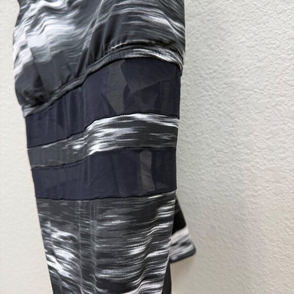 Nike Print Tankini Swim Bathing Suit Top Womens size Large NESSA233 KO17277 - Picture 3 of 7